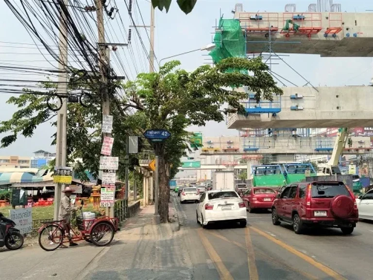 ที่ดินถมเเล้ว 100 ตรวา ถรามอินทรา 42 แยก 6 เขตคันนายาว กรุงเทพฯ