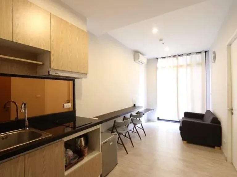 Rent Condo Up Ekamai 1ห้องนอน พร้อมอยู่ วิวสระ ซอยเอกมัย21-23