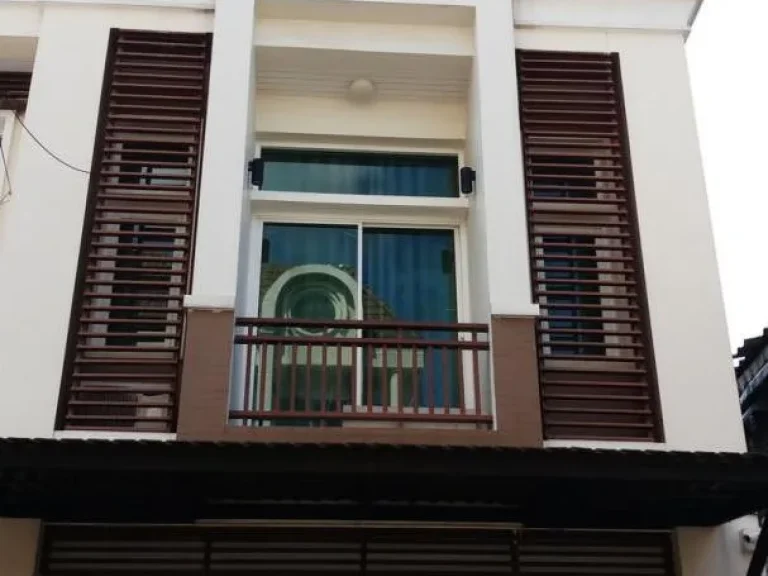 For Rent ทาวน์โฮมพร้อมอยู่พรีเมี่ยมเพลส นวมินทร์ ลาดพร้าว101