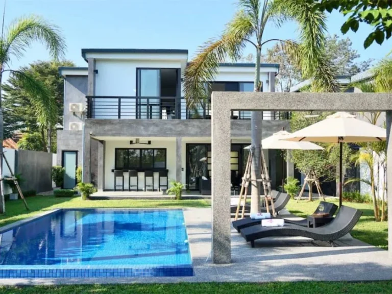 For Sale Stunning 3 bedrooms modern loft pool villas locate in Hang Dong Chiang Mai