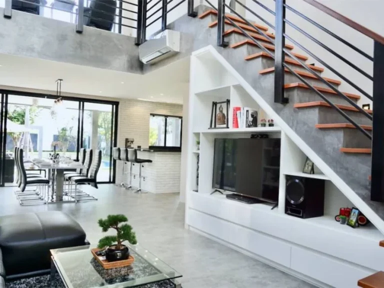 For Sale Stunning 3 bedrooms modern loft pool villas locate in Hang Dong Chiang Mai