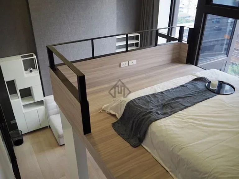 Chewathai Residence Asoke Rama 9 condo for rent Duplex room in loft style near BTS Asoke