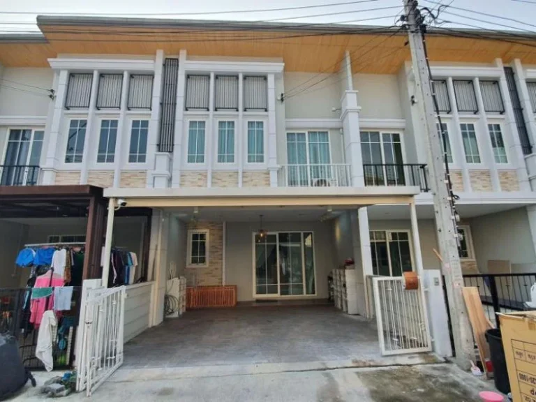 For Rent ทาวน์เฮาส์ ตกแต่งครบ หมู่บ้านโกลเด้นทาวน์ รามอินทรา-คู้บอน