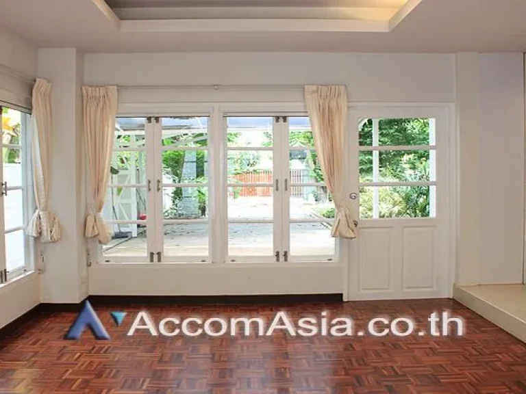 Baan Yossoonthorn House 3 Bedroom For Rent BTS Asok in Sukhumvit Bangkok