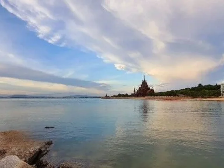 คอนโดทะเลพัทยาเช่าขาย BEACHFRONT โครงการ The Sanctuary Wong