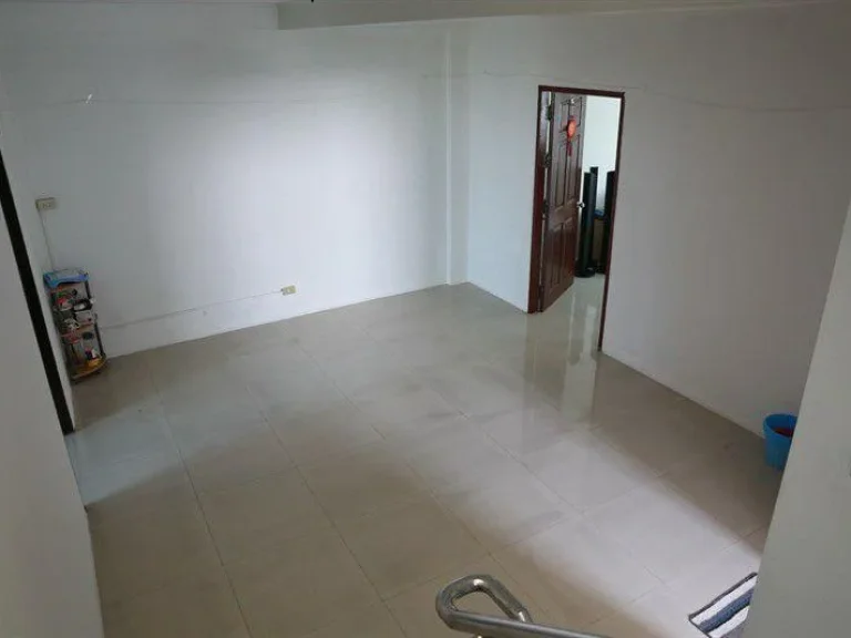 For Rent ทาวน์โฮมOffice ใกล้เลียบด่วนรามอินทรา-เอกมัย ย่านทาวน์อินทาวน์