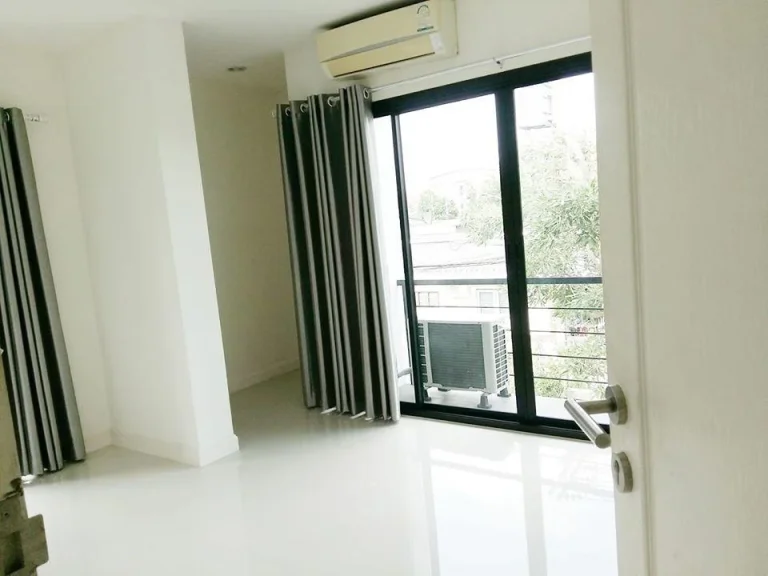 For Rent บ้านเดี่ยว โชคชัย4 ใกล้โรงพยาบาลเปาโล