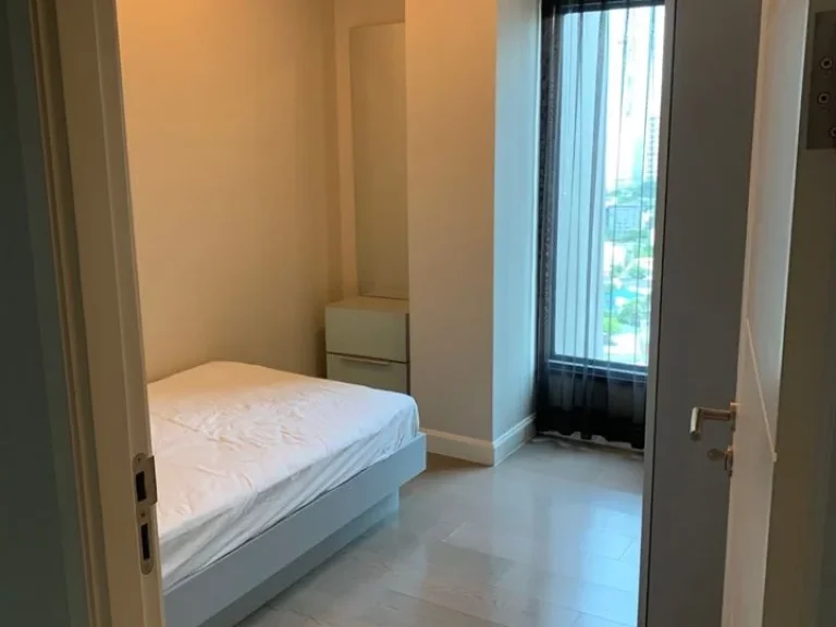 The Crest Sukhumvit 34 for rent near BTS Thonglor 2 bed 2 bath 70 sqm rental 60000 bahtmonth