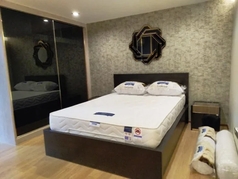 คอนโด Renovate ใหม่กิ๊ก แบบ 3 ห้องนอน ในซอยร่วมฤดี A Newly Renovated 3 Bedroom Unit in Soi Ruamrudee