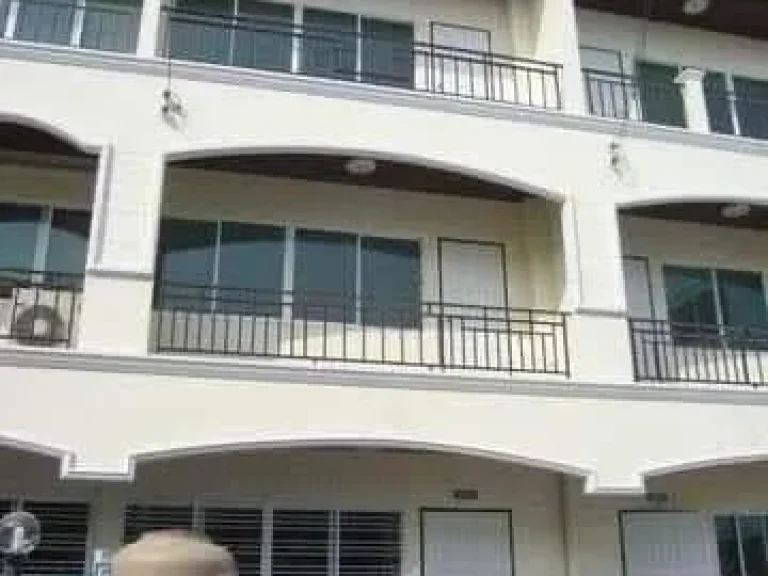 ด่วน ทาวน์เฮ้าส์ขนาดใหญ่ 4 ห้องนอน A 3 Storey Big Townhouse