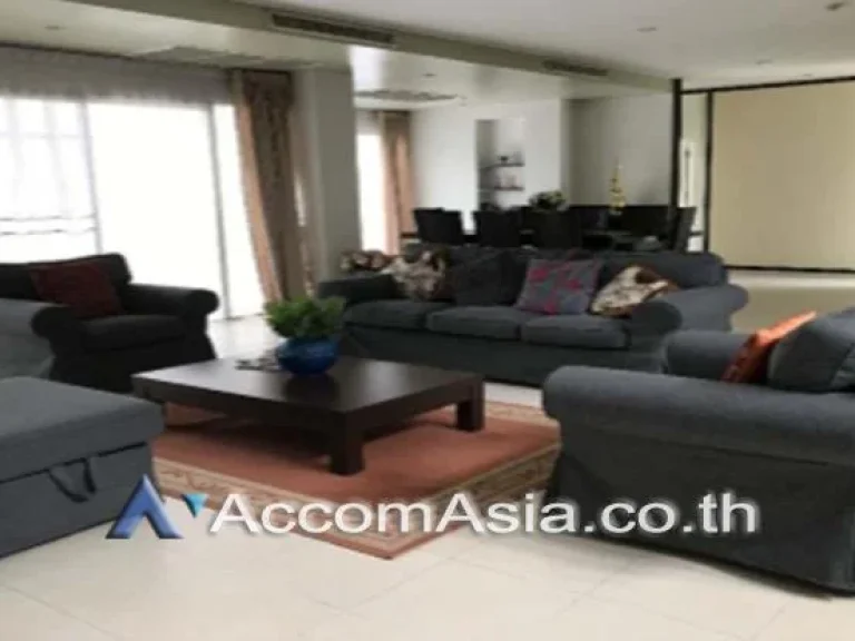 Duplex Modern spacious residence Apartment 4 Bedroom For Rent BTS Thong Lo in Sukhumvit Bangkok