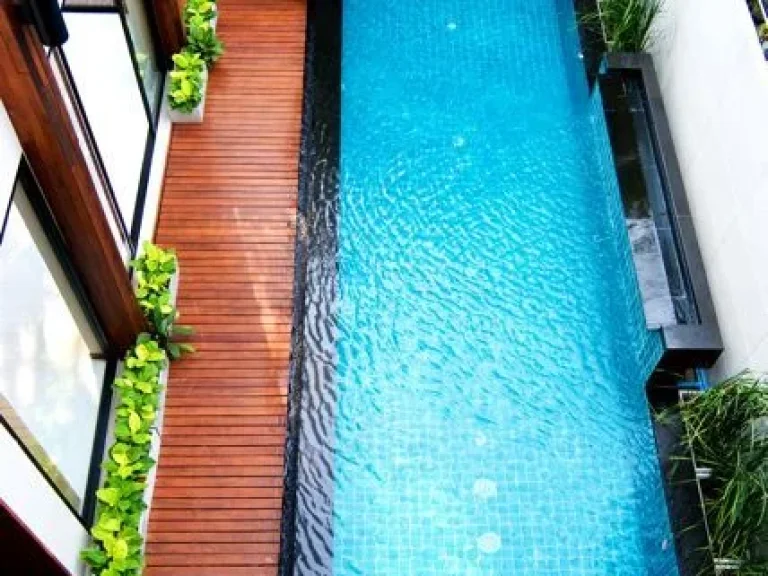 Single House with swimming pool in Soi Sukhumvit 34 for rent 4 bed 550 sqm rental 170000 baht