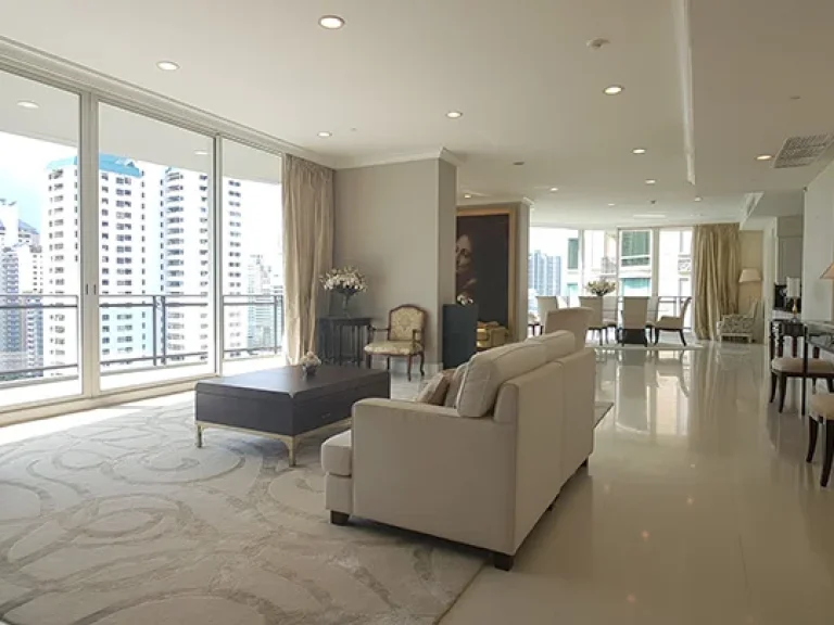 ให้เช่าด่วน คอนโดหรูแบบ 4 ห้องนอน ที่ พร้อมพงษ์ For Rent A Beautiful amp Spacious 4 Bedroom Unit