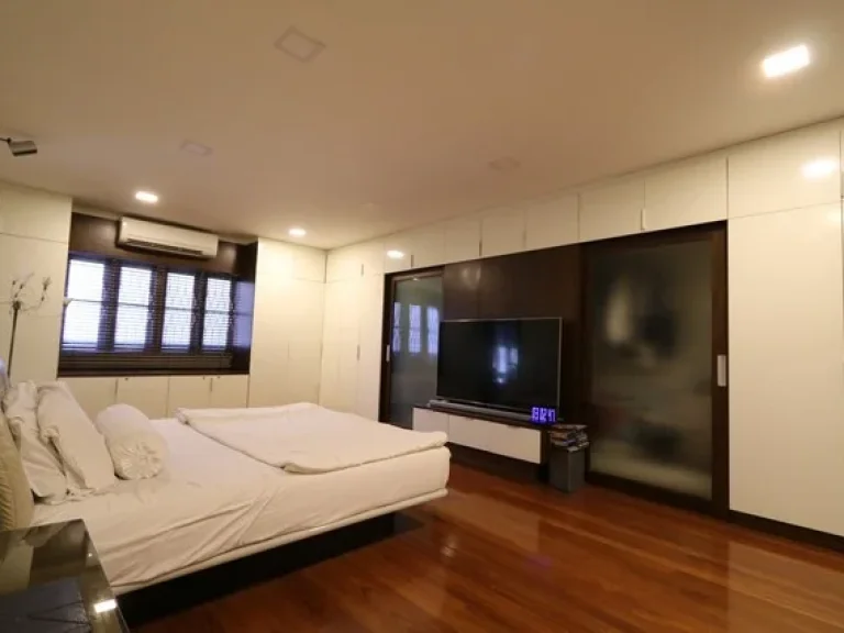 ขายบ้านเดี่ยว Built-in พื้นที่ใช้สอย 300 กว่า ตรม ทำเลใจกลางเมือง ซอยราชปรารภ 8 ใกล้ตึกใบหยก CTW