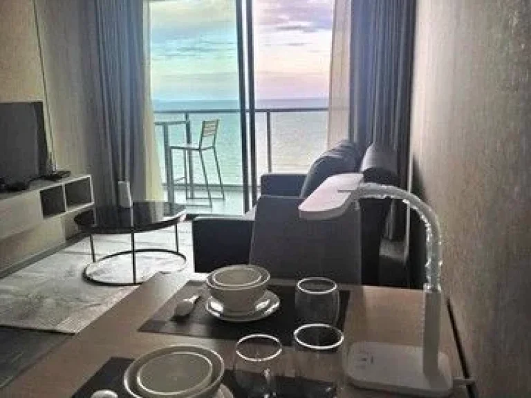 ให้เช่า condominium beachfront jomtien ติดทะเล พร้อมเฟอร์