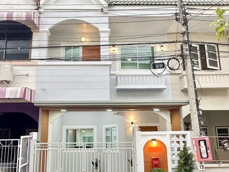 บ้านสวย หลังบ้านโล่ง ไม่ชนใคร รีโนเวทใหม่ พร้อมอยู่