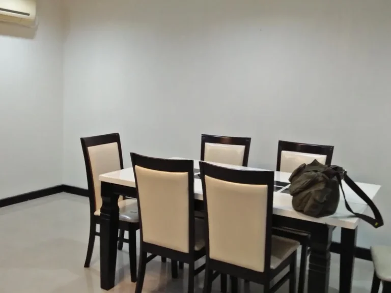 Special rent for covid fighting just 22000 per month NANA Luxury Condo sukhumvit 15 for rent