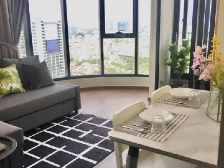 Condo for Rent at Ideo Q Victory ชั้น 32 เเบบ 2 ห้องนอน 1 ห้องน้ำ ขนาด 48 ตรม