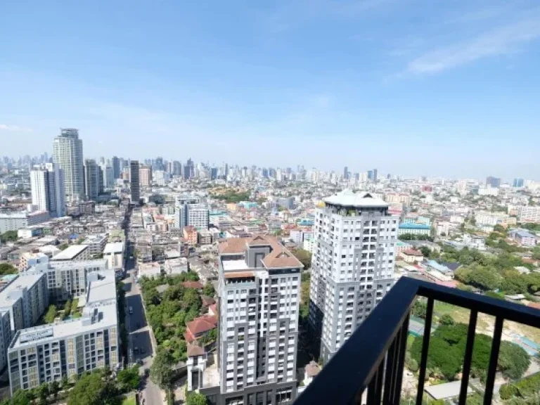 Condo for rent at The Base Park West CORNER room 30 ตรม 31st floor with private garden