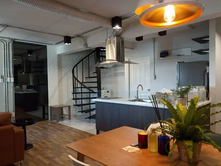 ให้เช่าด่วน คอนโด แบบ 2 ชั้น Duplex 2 ห้องนอน ทองหล่อ Urgent Rent 2 BR Duplex at Thonglor 18