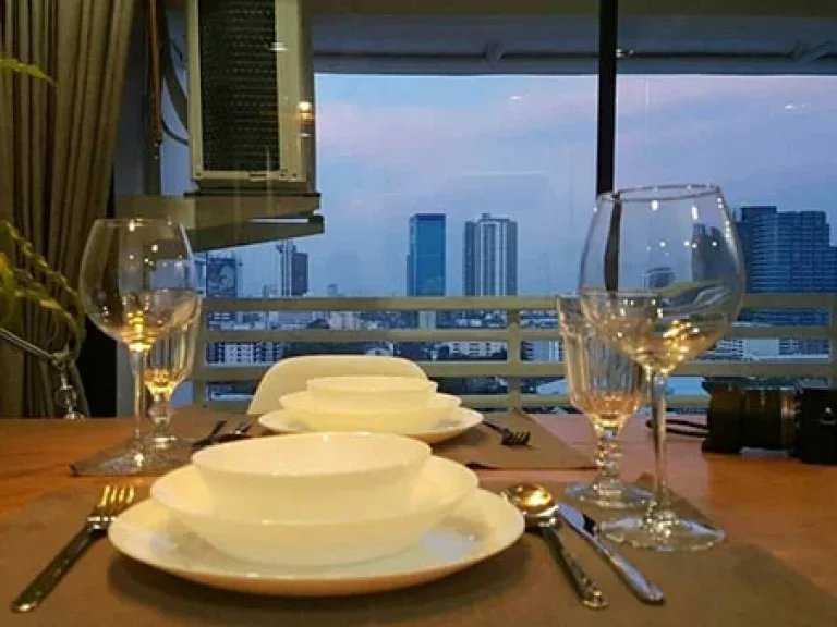 ให้เช่าด่วน คอนโด แบบ 2 ชั้น Duplex 2 ห้องนอน ทองหล่อ Urgent Rent 2 BR Duplex at Thonglor 18