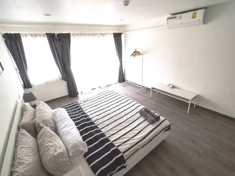 ให้เช่า คอนโด 3 ห้องนอนไสตล์ มินิมอล ที่คอนโดสราญใจแมนชั่น ใกล้ BTS นานา A Large and Nice Minimal Style 3 Bedroom Unit at Saranjai Mansion