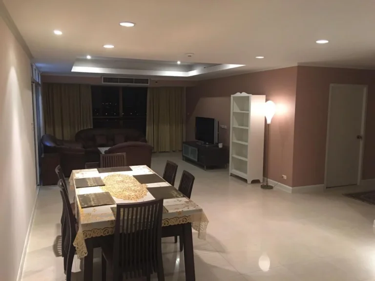 Condo for rent Empire House Condominium Ekamai 12 high floor 27th