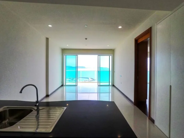 Mövenpick White Sand Beach Condominium Na Jomtien Pattaya