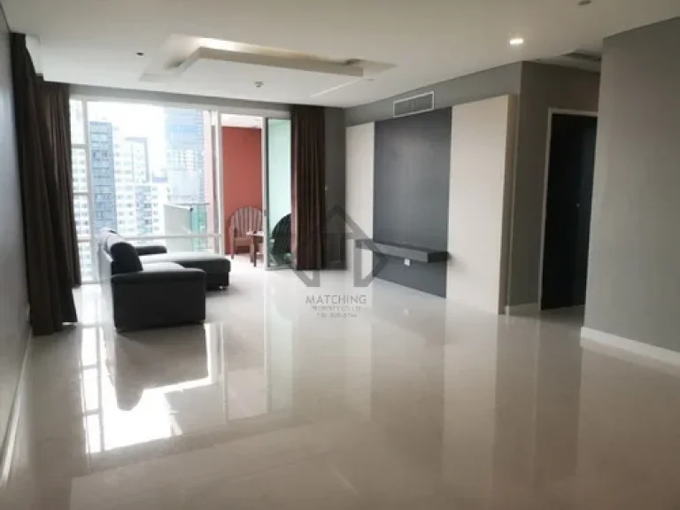 For RentThong Lo-Ekkmai condo 3 bedrooms Fullerton Fully Furnished near BTS Ekkamai