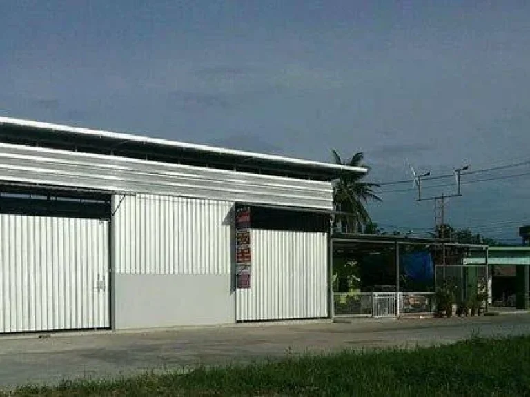 Warehouse for rent โกดังให้เช่า อยู่พุทธมณฑลสายสี่ กระทุ้มล้มซอย10 เข้าออกใด้หลายทาง