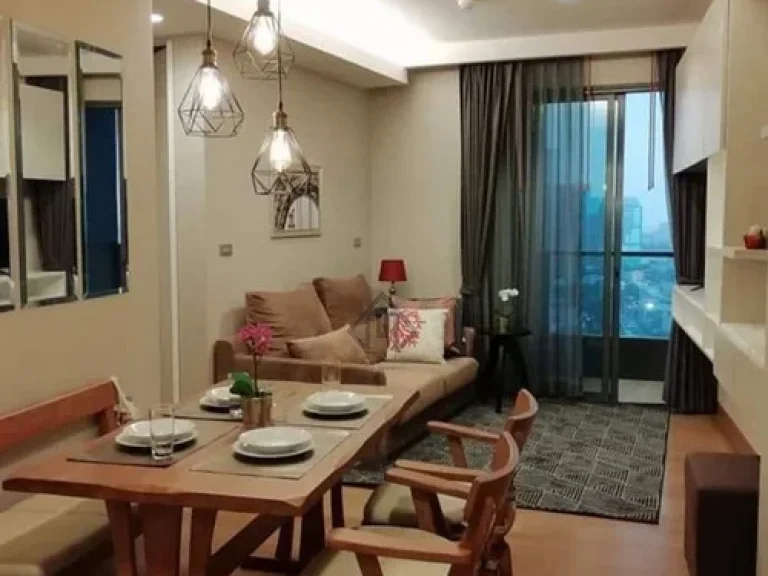 Sukhumvit Condo For Rent Lumpini 24 2 bedrooms fully furnished nice decoration near BTS