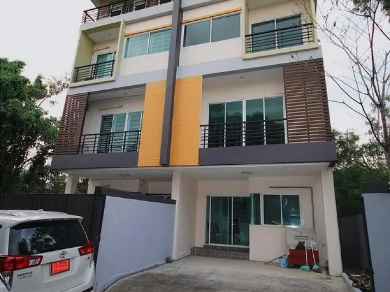 รหัสทรัพย์สิน 620768 ให้เช่าด่วน Town Home 3 ชั้น 52 ตรว สวย พร้อมอยู่ แจ้งวัฒนะ ซ4 แยก17 พหลโยธิน ซ57