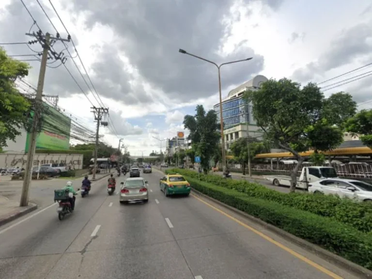 ขายที่ดินเปล่า ราคาถูก โซนนวมินทร์ เป็นชมชนอยู่อาศัย