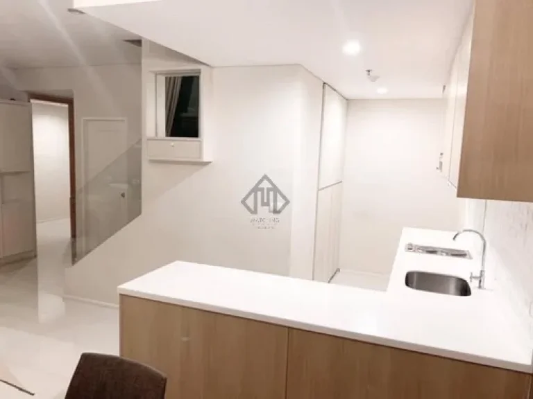 ขาย คอนโด อโศก Villa Asoke ห้อง Duplex ชั้นสูง ห้องสวย สภาพดี ใกล้รถไฟฟ้า MRT เพชรบุรี