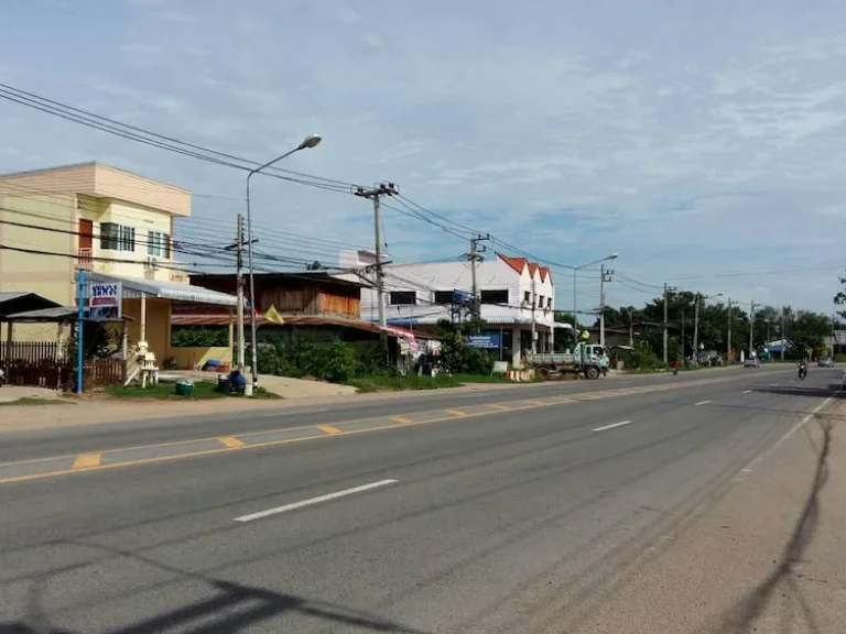 ขายอาคารพาณิชย์ 2 ชั้น ติดถนนหลวง พิมาย-ชุมพวง อยู่ในตัว อชุมพวง นครราชสีมา