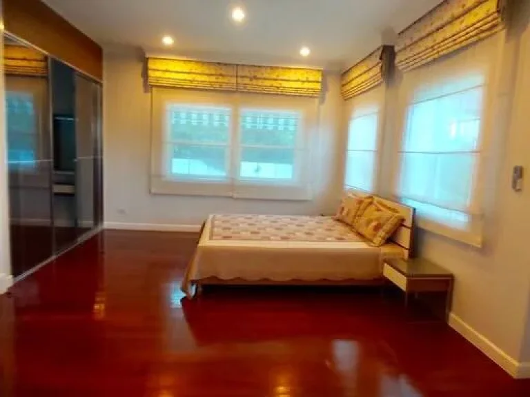 บ้านเดี่ยว 4ห้องนอน ในหมู่บ้าน พร้อมสวนและสระส่วนตัว Single House 4BR with garden amp private pool for residence