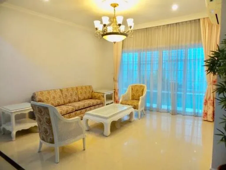 บ้านเดี่ยว 4ห้องนอน ในหมู่บ้าน พร้อมสวนและสระส่วนตัว Single House 4BR with garden amp private pool for residence