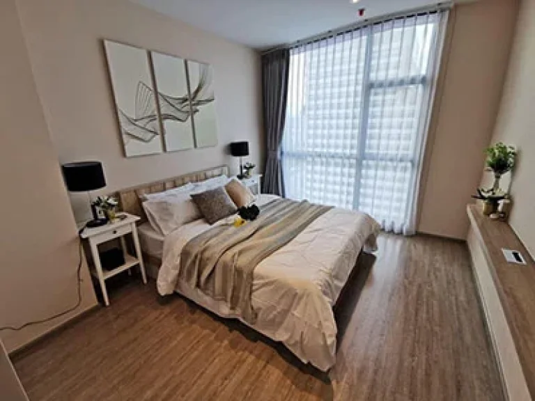 คอนโดแบบ 2 ห้องนอนแต่งสวยมาก วิวดี ในซอย เอกมัย A Very Nicely Furnished and Décor 2 Bed Unit at a Brand New Condominium Project in Ekkamai