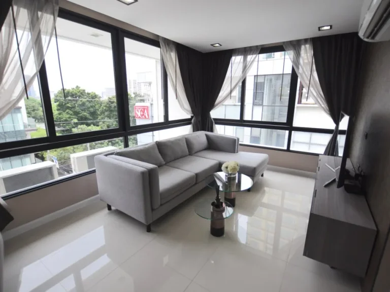 Condo for Rent Silver Thonglor 20 Size 80 SQM Fully Furnished in Downtown