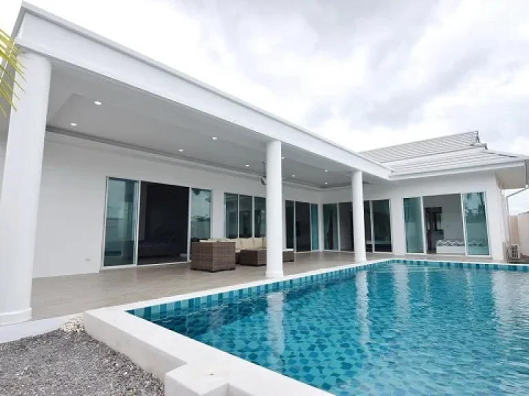 ขายบ้านเดี่ยว MODERN POOL VILLA IN A QUIET LOCATION ราคา 549 ล้านบาท พร้อมสระว่ายน้ำ