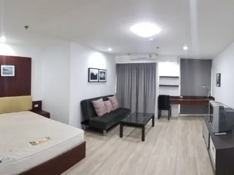 ให้เช่าคอนโด สีลม สวีท Silom Suite ห้องสตูดิโอ รถไฟฟ้า BTS สุรศักดิ์