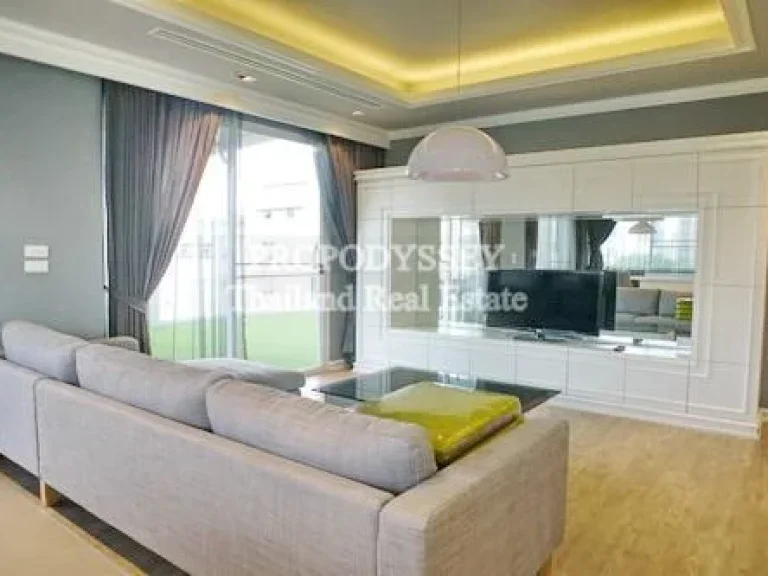 2 bedrooms for rent at Monet on Soi Ruamrudee