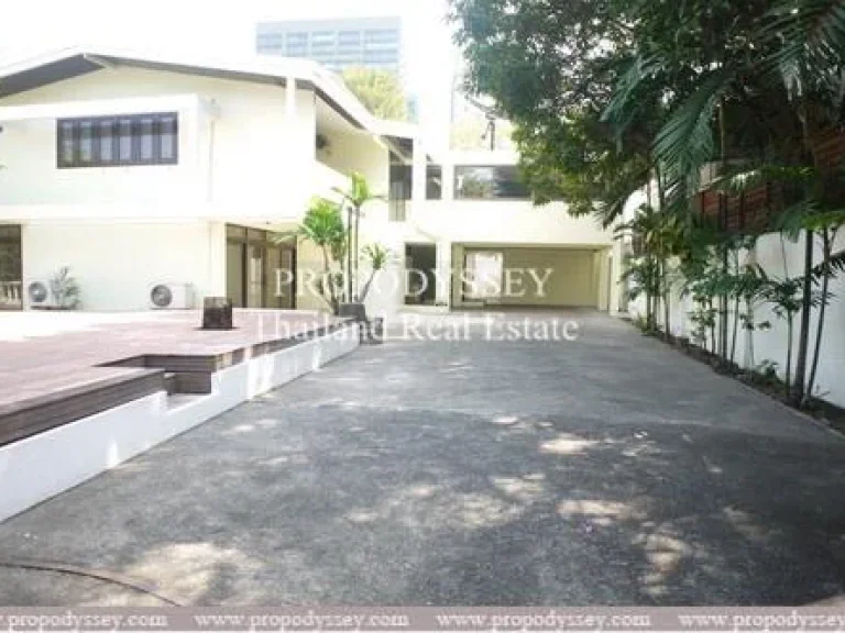 House for rent with private pool on Thonglor area