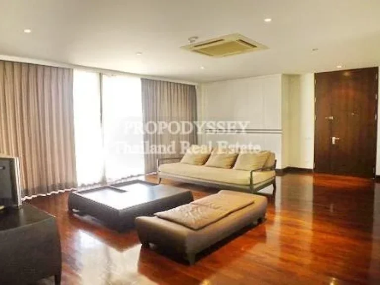 Apartment for rent at Ruamrudee House  Walking distance to Lumpini Park