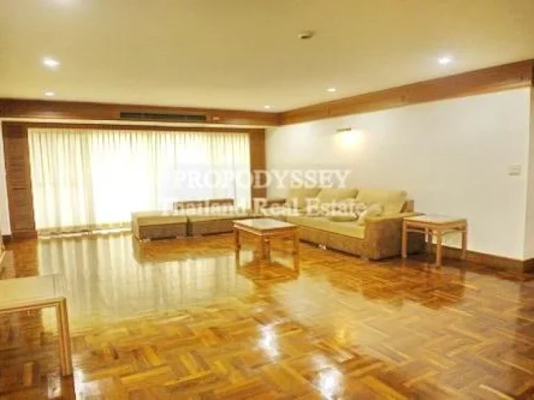 4 bedrooms for rent at Tower Park Condominium