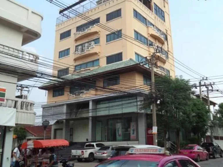 ให้เช่าอาคาร 8 ชั้น ใกล้สี่แยกเหม่งจ๋าย ตรงข้าทเซเว่น