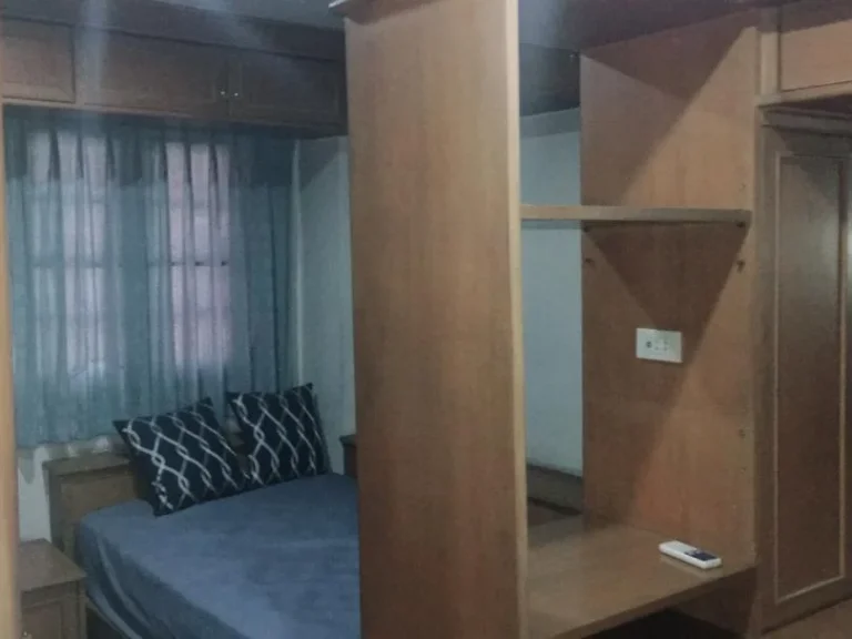 For Rent ทาวน์โฮม 6 ห้องนอน ใกล้ BTS อารีย์ หมู่บ้านกรีนพีซ