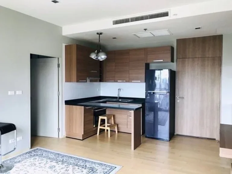 For Sell Noble Reveal Condo In Sukhumvit Near BTS Ekkamai 52 Sqm 1 Bed Corner Unit Furnished Ready to move in