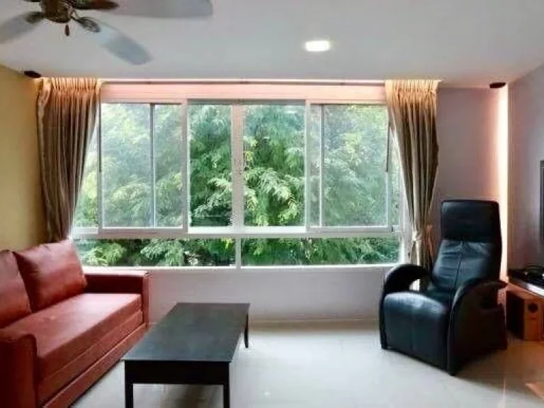 For rent 1 bedroom condo on Huay Kaew Road walking distance to old city Kad Suan Kaew Maya Mall and Nimmanhemin road 3 kms from Singapore Internat