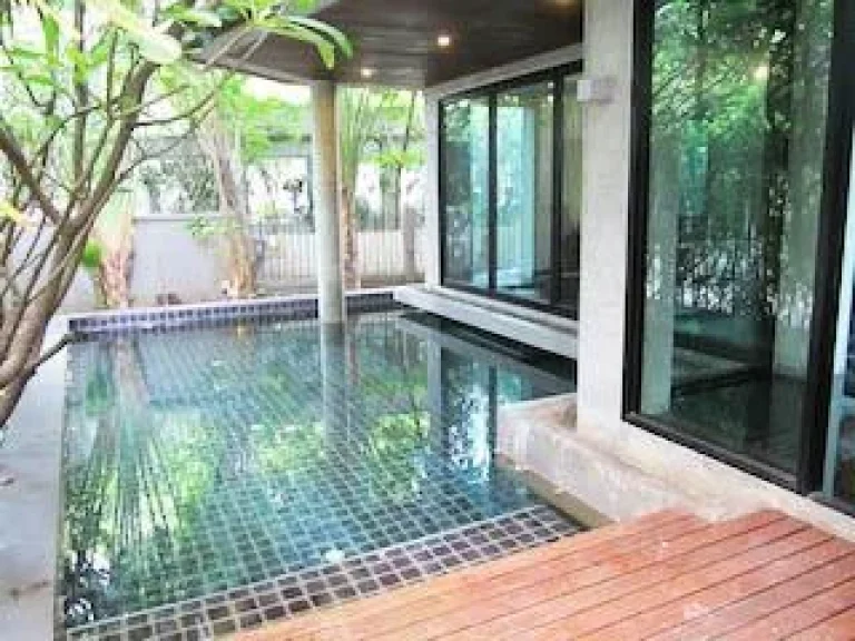 บ้านเดี่ยว พร้อมสระว่ายน้ำ 5 นาทีจาก BTS ทองหล่อ Single Houses With Pool 5 Min from BTS Thonglor